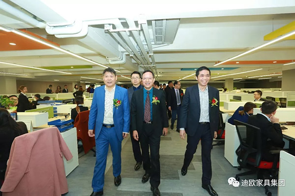 妖精网站免费观看家具