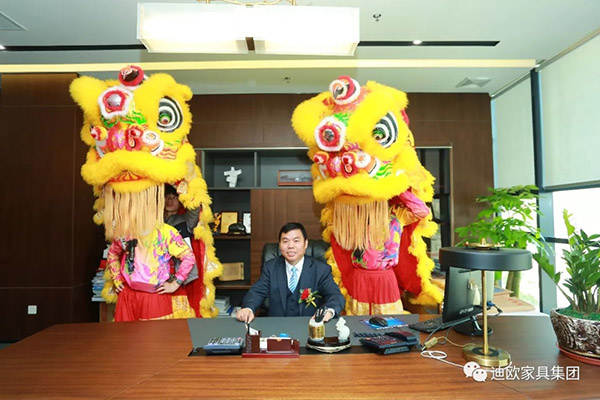妖精网站免费观看家具