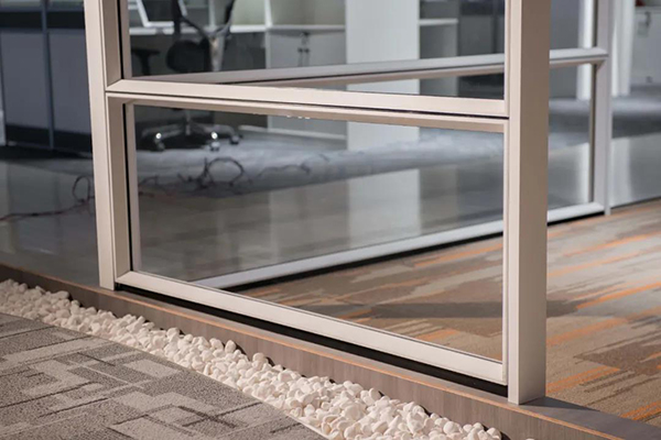 隔斷型材結構&mdash;內鋼外鋁